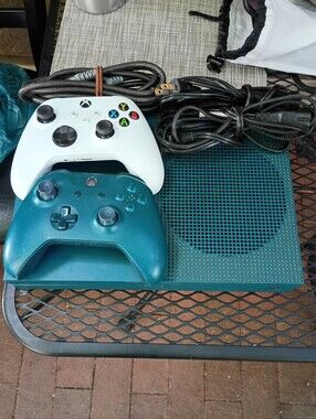 Teal Xbox 1S One S Console With 2 Controllers  Microsoft Limited Edition